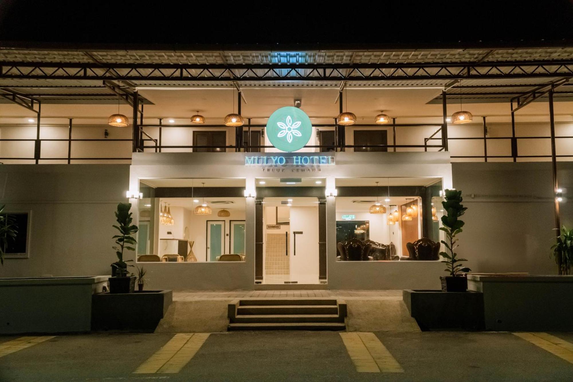 Mulyo Hotel Port Dickson Esterno foto