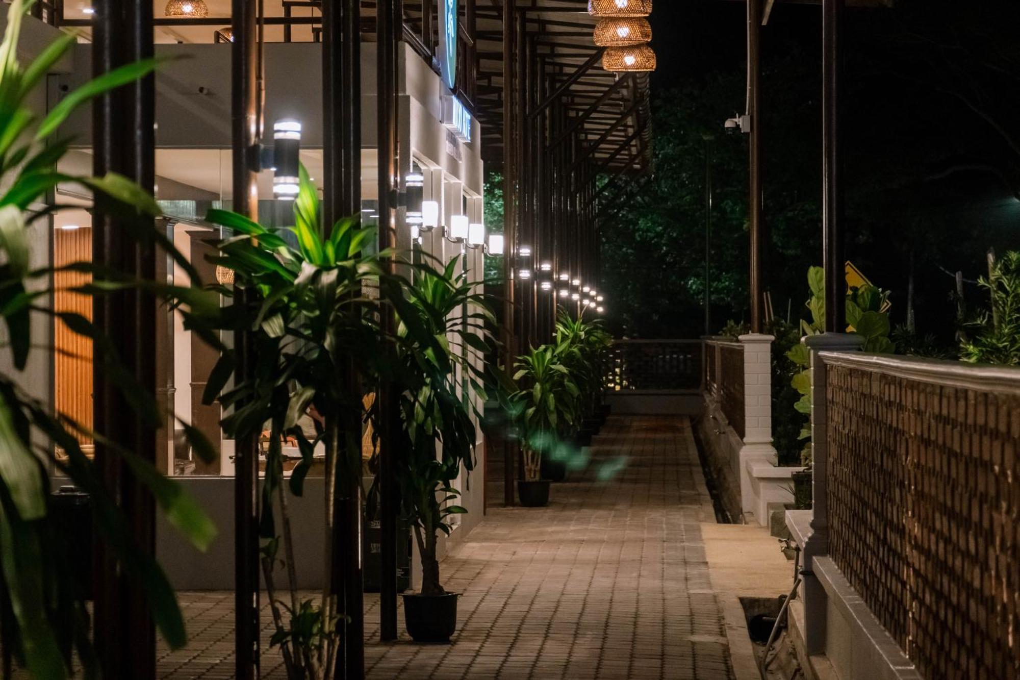 Mulyo Hotel Port Dickson Esterno foto